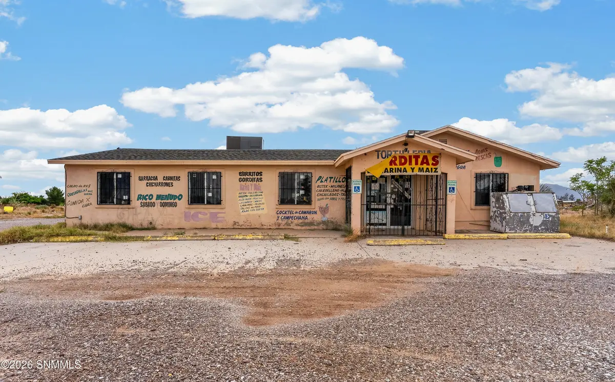 661 Paloma Blanca DR, Chaparral, NM 88081
