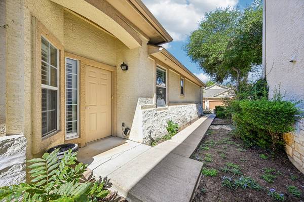 7708 San Felipe BLVD #4, Austin, TX 78729