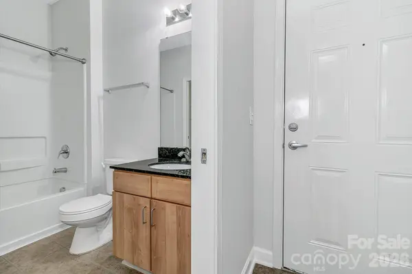 1000 Olde Eastwood Village BLVD #201, Asheville, NC 28803