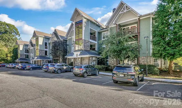 1000 Olde Eastwood Village BLVD #201, Asheville, NC 28803