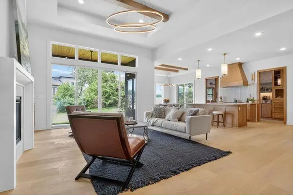 8994 Ginger ST, Lenexa, KS 66227
