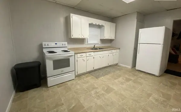 315 E Oak ST, Boonville, IN 47601