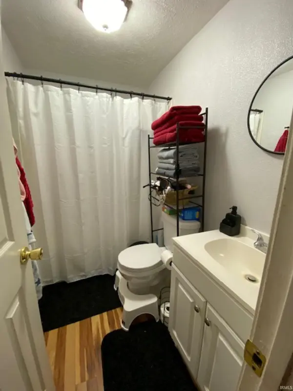 315 E Oak ST, Boonville, IN 47601
