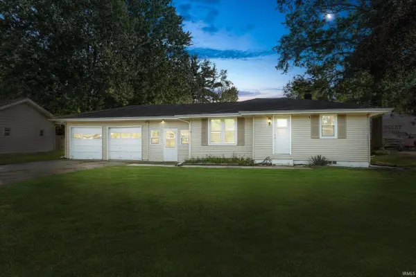 2035 E LaSalle AVE, Mishawaka, IN 46545