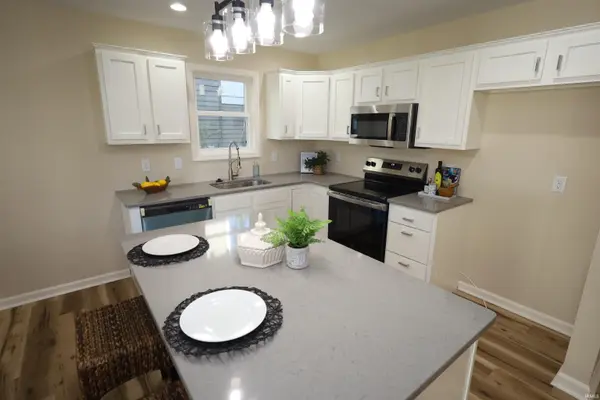 327 W Butler ST, Fort Wayne, IN 46802
