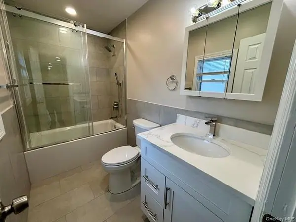 234 Garfield avenue, Mineola, NY 11501