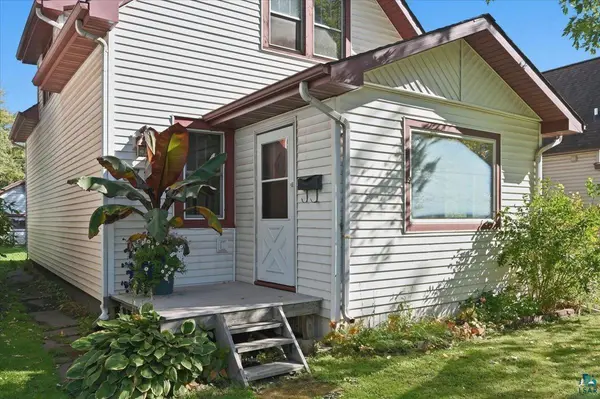 3715 E 3rd St, Superior, WI 54880