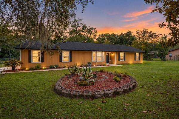 2843 MISTLETOE CT, Middleburg, FL 32068