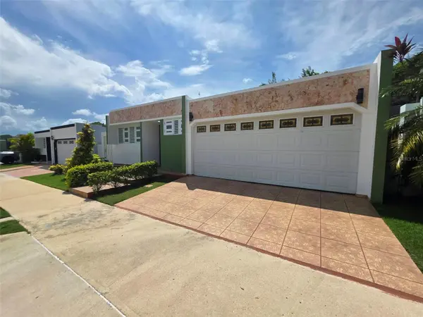 E URB. ESTANCIAS DE BONRINQUEN #63, Manati, PR 00674