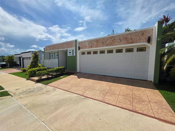 E URB. ESTANCIAS DE BONRINQUEN #63, Manati, PR 00674