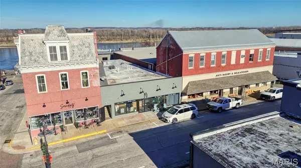 11 W Main A,B, Washington, MO 63090