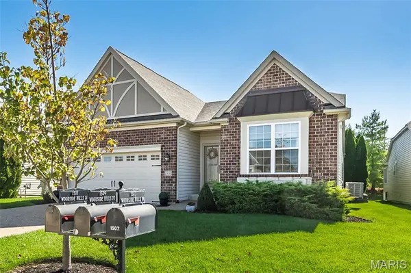 1509 Woodside Hills DR, St Peters, MO 63376