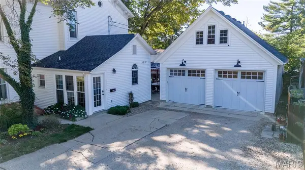 105 W Madison ST, Vandalia, IL 62471