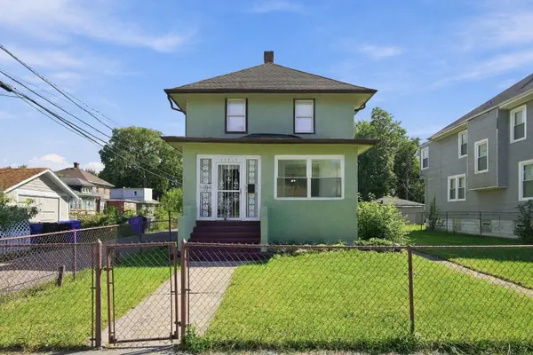 11715 S Parnell AVE, Chicago, IL 60628
