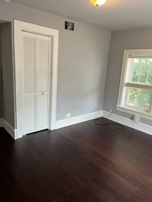 311 S Wheaton AVE #B, Wheaton, IL 60187