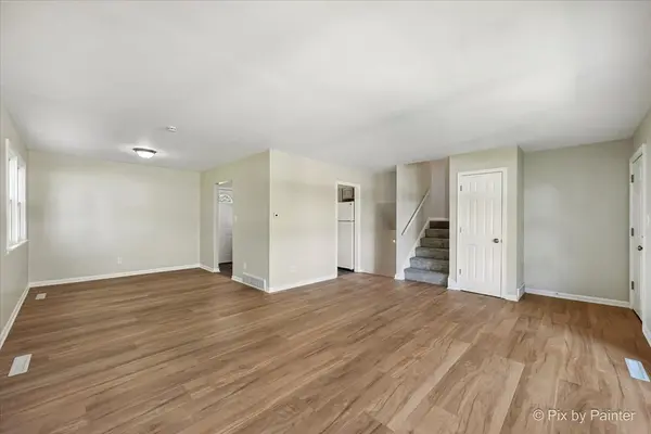 Address not disclosed, Mchenry, IL 60050