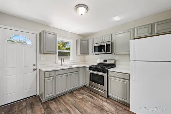4407 Prairie AVE, Mchenry, IL 60050