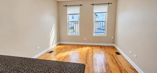 2341 W Montana ST #1R, Chicago, IL 60647