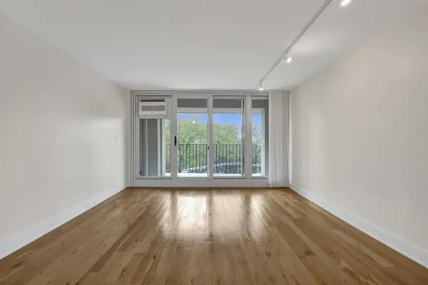 1960 N Lincoln Park West AVE #408, Chicago, IL 60614