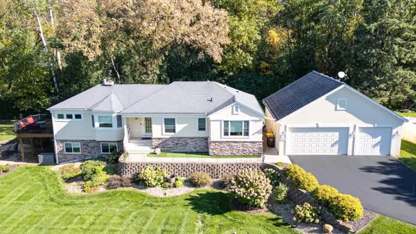 9910 Credit River BLVD, Prior Lake, MN 55372