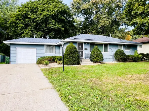 6131 Lee AVE N, Brooklyn Center, MN 55429