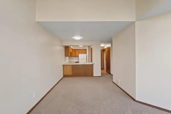 221 E Rockwood Blvd #517, Spokane, WA 99202-0000