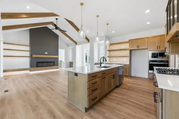 3408 N Deer Rdg, Rose Hill, KS 67133
