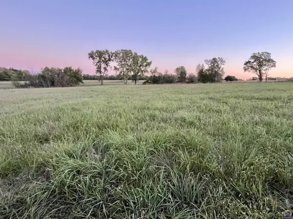 00000 S Adams Rd, Lyndon, KS 66451