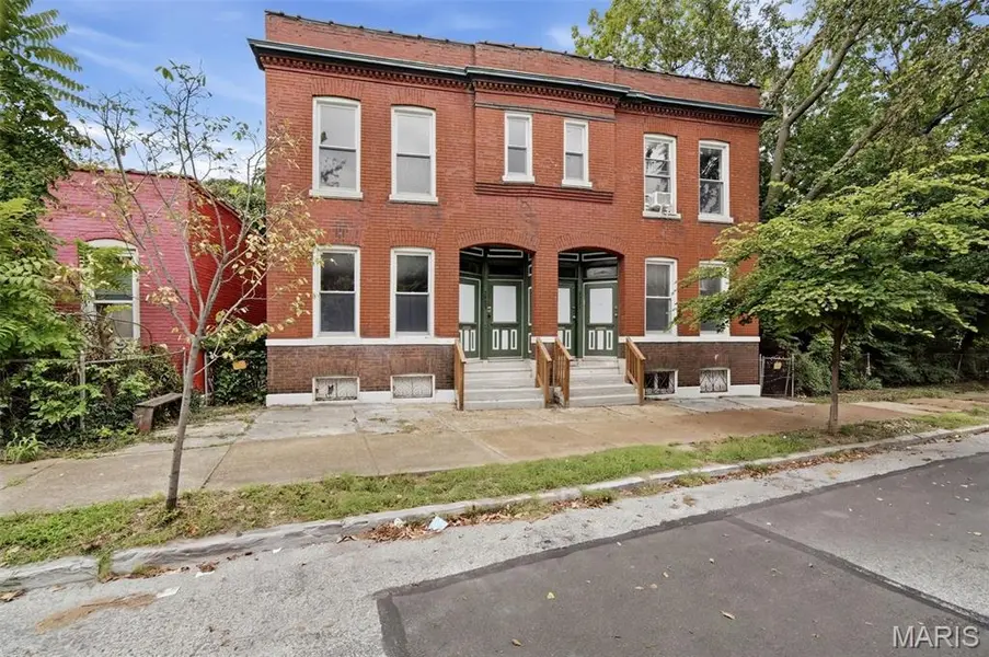 2921 Pennsylvania AVE, St Louis, MO 63118