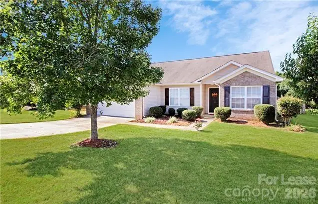 127 Golden Valley DR, Mooresville, NC 28115