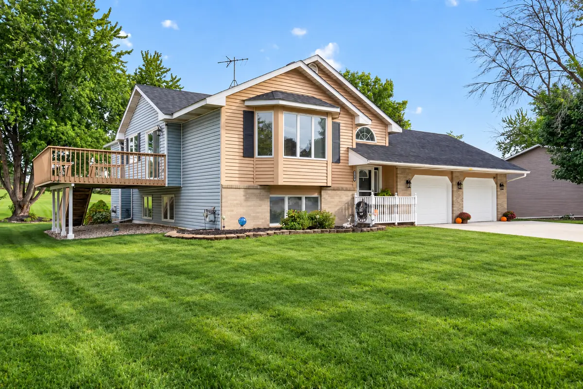 1608 Tierney DR, Hastings, MN 55033