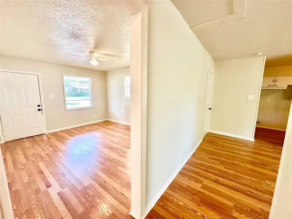 4901 York Hill DR, Austin, TX 78723