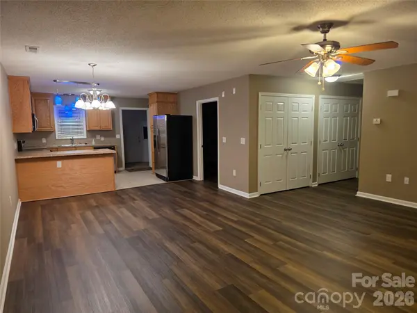 505 2nd Street PL NE #E2, Conover, NC 28613