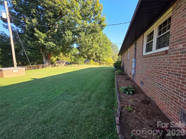4106 Dallas High Shoals HWY, Dallas, NC 28034