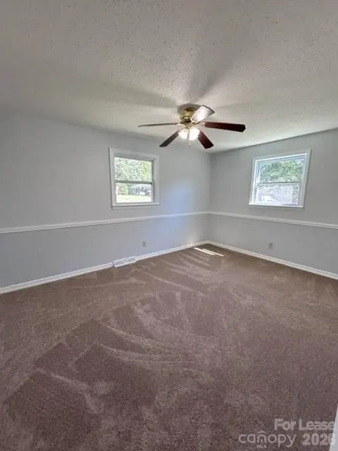 1921 Cunningham DR, Statesville, NC 28625