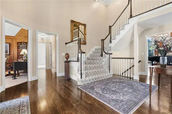 4329 SE Furlong DR, Lee's Summit, MO 64082