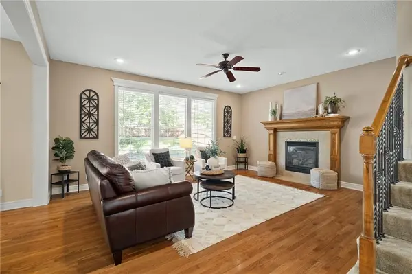 19794 W 107th ST, Olathe, KS 66061