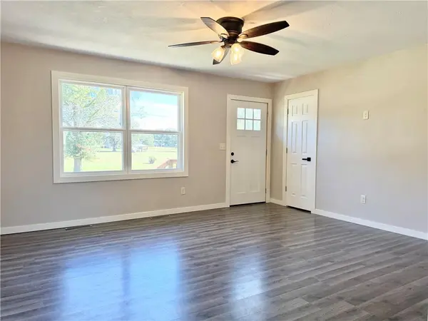 818 S High ST, Butler, MO 64730