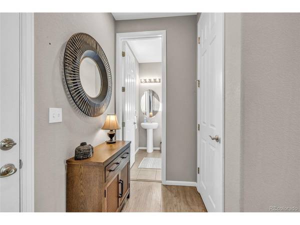 25523 E Byers, Aurora, CO 80018