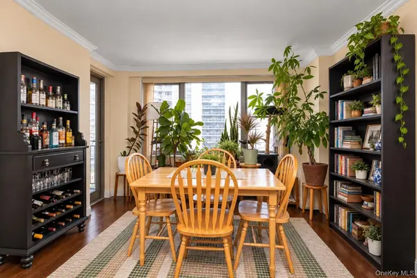 70-25 Yellowstone BLVD #9Y, Forest Hills, NY 11375