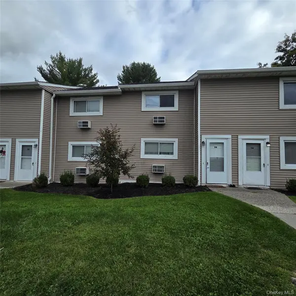 3 Fishkill Glen DR #B, Fishkill, NY 12524