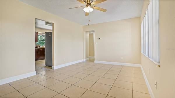 5717 LAWNDALE RD, Orlando, FL 32808