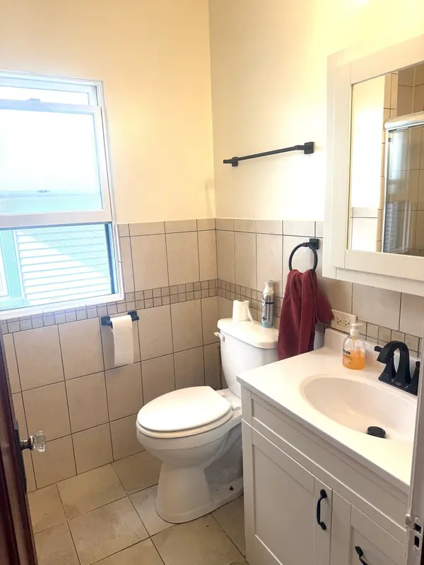 5433 N Magnet AVE #1, Chicago, IL 60630