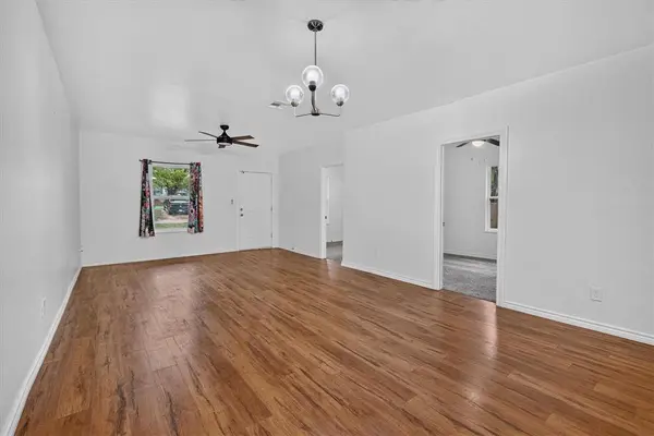 609 E Grant AVE, Guthrie, OK 73044