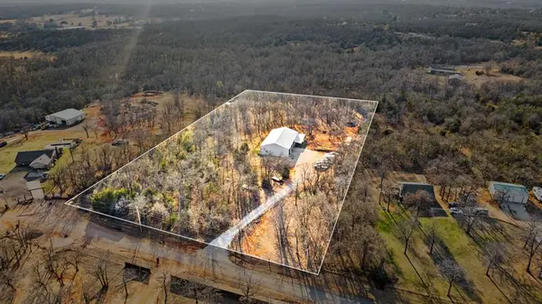 14101 Iron RD, Mcloud, OK 74851