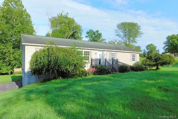 1566 Albany Post RD, Gardiner, NY 12525