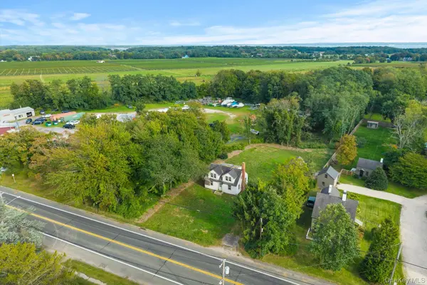 37200 Main RD, Cutchogue, NY 11935
