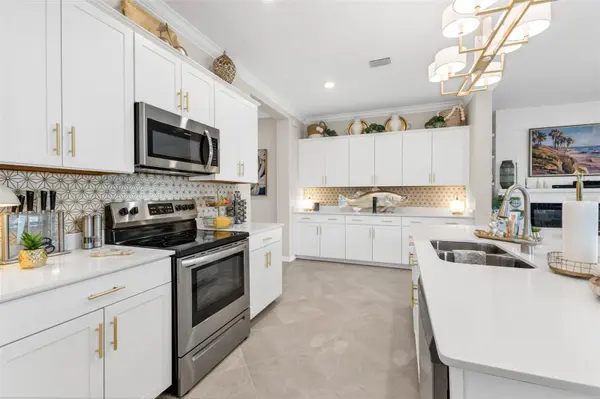 17400 LUMINOUS AVE, Venice, FL 34293