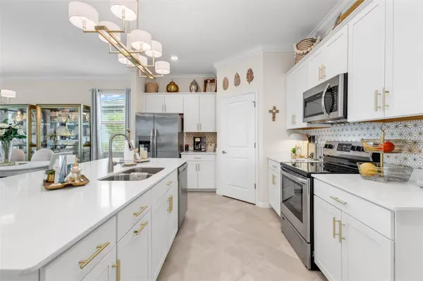 17400 LUMINOUS AVE, Venice, FL 34293