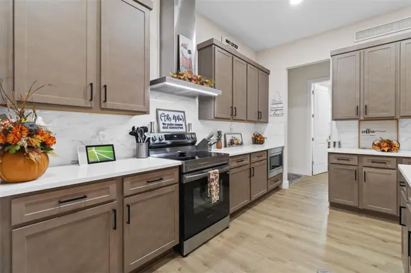 9013 MISSISSIPPI RUN, Weeki Wachee, FL 34613